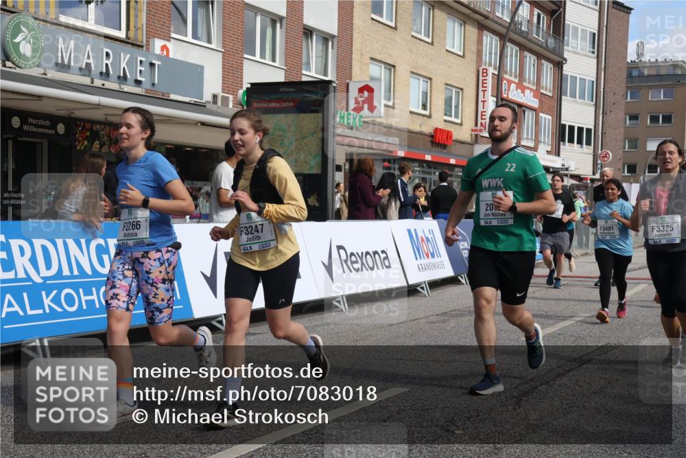 15.09.2024 - PSD Bank Halbmarathon Michael Strokosch http://msf.ph/oto/7083018 15.09.2024 12:29:00 Ziel 2073, 2075, 2089, 2157, 2288, 2362, 2451, 3057, 3129, 3247, 3255, 3266, 3287, 3325, 3401, 3491 meine-sportfotos.de