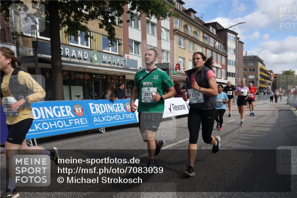 15.09.2024 - PSD Bank Halbmarathon Michael Strokosch http://msf.ph/oto/7083039 15.09.2024 12:29:02 Ziel 2073, 2075, 2089, 2157, 2288, 2362, 2451, 3057, 3129, 3247, 3266, 3287, 3325, 3401, 3491 meine-sportfotos.de