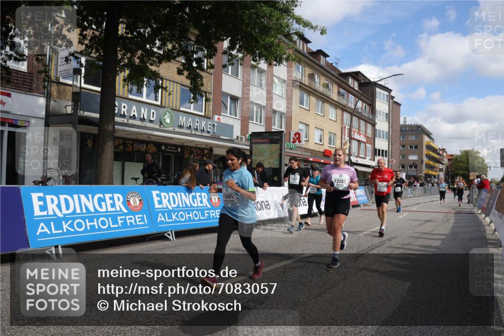 15.09.2024 - PSD Bank Halbmarathon Michael Strokosch http://msf.ph/oto/7083057 15.09.2024 12:29:03 Ziel 2073, 2075, 2089, 2157, 2288, 2362, 2451, 3129, 3247, 3266, 3287, 3325, 3401, 3491 meine-sportfotos.de