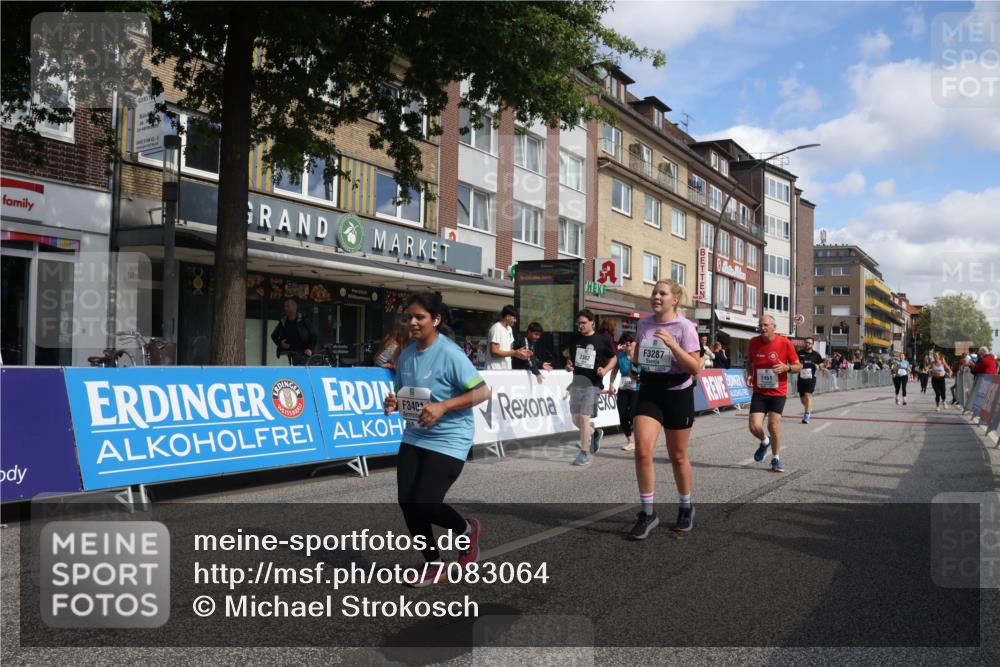 15.09.2024 - PSD Bank Halbmarathon Michael Strokosch http://msf.ph/oto/7083064 15.09.2024 12:29:03 Ziel 2073, 2075, 2089, 2157, 2288, 2362, 2451, 3129, 3247, 3266, 3287, 3325, 3401, 3491 meine-sportfotos.de