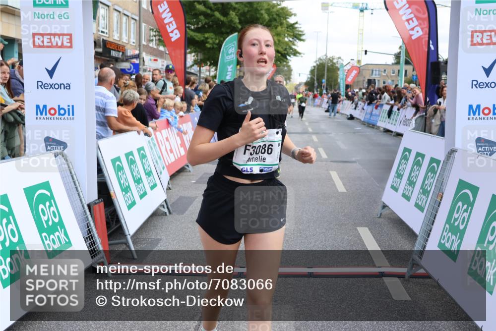 15.09.2024 - PSD Bank Halbmarathon Strokosch-Dieckow http://msf.ph/oto/7083066 15.09.2024 12:26:35 Ziel 2183, 2186, 3086, 3156, 3157, 3342, 3413 meine-sportfotos.de