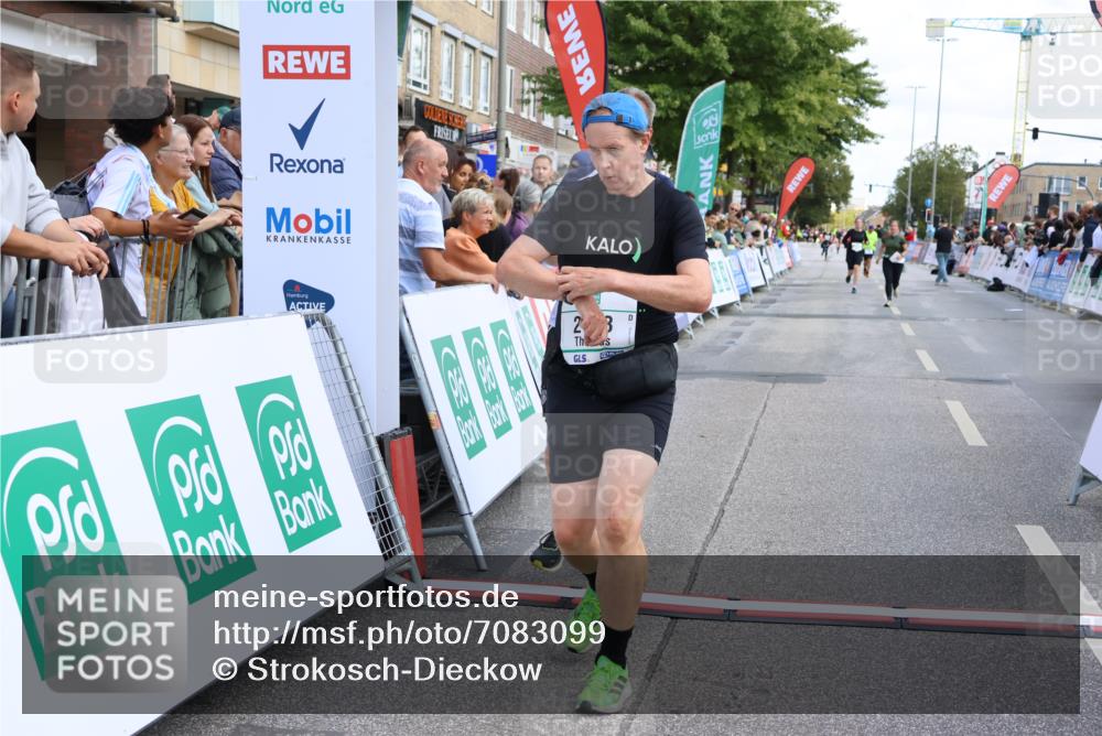 15.09.2024 - PSD Bank Halbmarathon Strokosch-Dieckow http://msf.ph/oto/7083099 15.09.2024 12:26:37 Ziel 2183, 2186, 3086, 3156, 3157, 3342, 3413, 3489 meine-sportfotos.de
