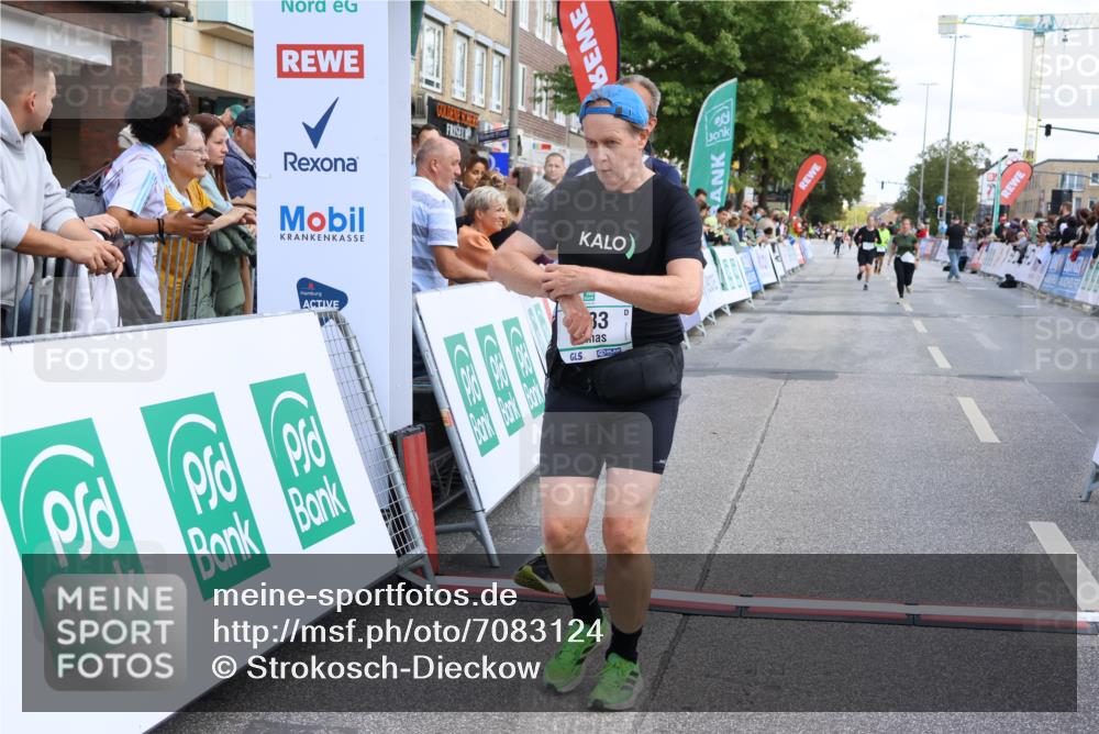15.09.2024 - PSD Bank Halbmarathon Strokosch-Dieckow http://msf.ph/oto/7083124 15.09.2024 12:26:37 Ziel 2183, 2186, 3086, 3156, 3157, 3342, 3413, 3489 meine-sportfotos.de