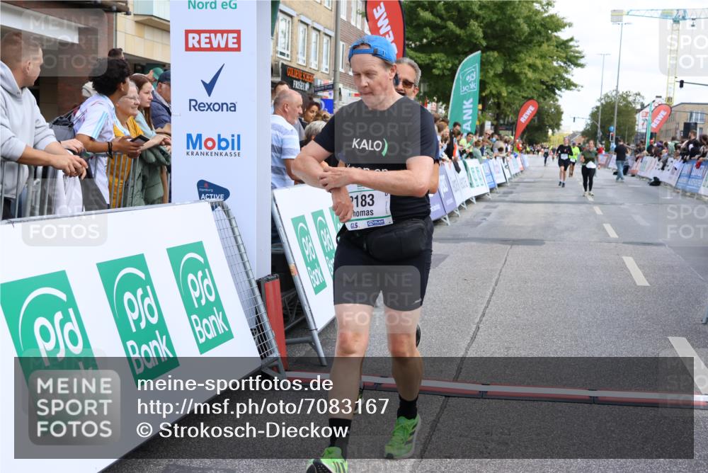 15.09.2024 - PSD Bank Halbmarathon Strokosch-Dieckow http://msf.ph/oto/7083167 15.09.2024 12:26:37 Ziel 2183, 2186, 3086, 3156, 3157, 3342, 3413, 3489 meine-sportfotos.de
