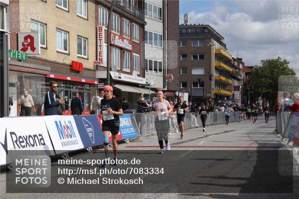 15.09.2024 - PSD Bank Halbmarathon Michael Strokosch http://msf.ph/oto/7083334 15.09.2024 12:29:32 Ziel 2093, 3055, 3091, 3334, 3385 meine-sportfotos.de