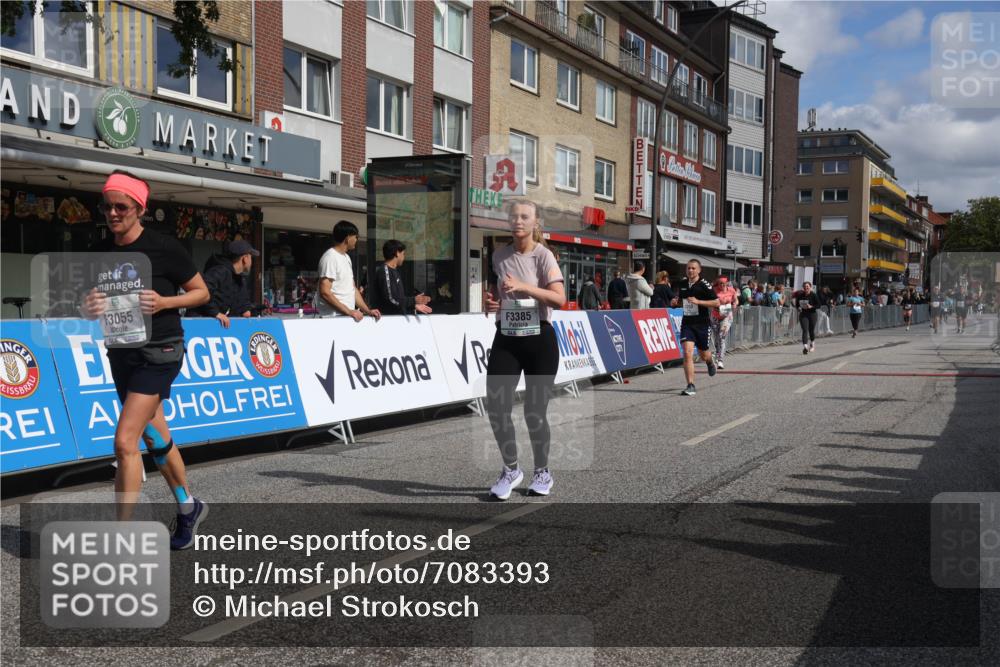 15.09.2024 - PSD Bank Halbmarathon Michael Strokosch http://msf.ph/oto/7083393 15.09.2024 12:29:36 Ziel 2093, 3055, 3091, 3334, 3385 meine-sportfotos.de