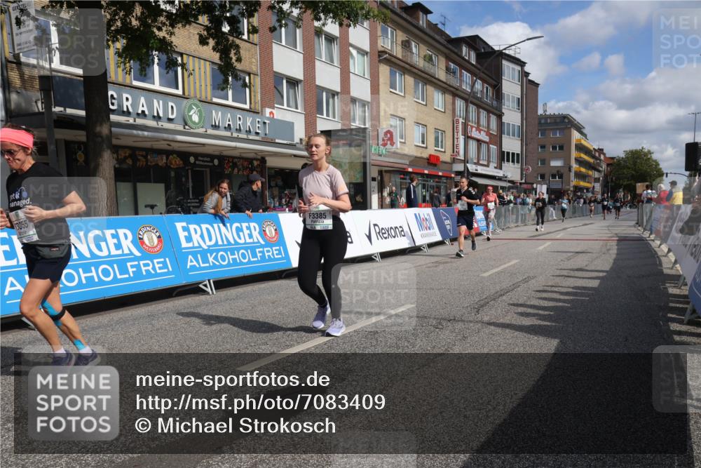15.09.2024 - PSD Bank Halbmarathon Michael Strokosch http://msf.ph/oto/7083409 15.09.2024 12:29:36 Ziel 2093, 3055, 3091, 3334, 3385 meine-sportfotos.de