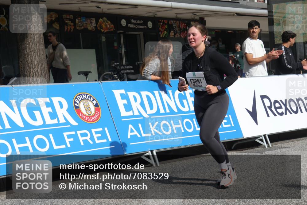 15.09.2024 - PSD Bank Halbmarathon Michael Strokosch http://msf.ph/oto/7083529 15.09.2024 12:29:44 Ziel 2093, 2291, 2454, 3091, 3270, 3334, 3362, 3385 meine-sportfotos.de