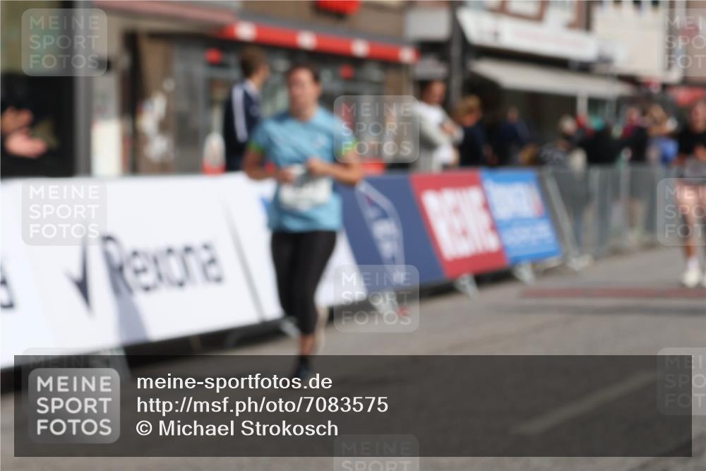 15.09.2024 - PSD Bank Halbmarathon Michael Strokosch http://msf.ph/oto/7083575 15.09.2024 12:29:47 Ziel 1390, 2093, 2291, 2454, 3091, 3270, 3334, 3362 meine-sportfotos.de
