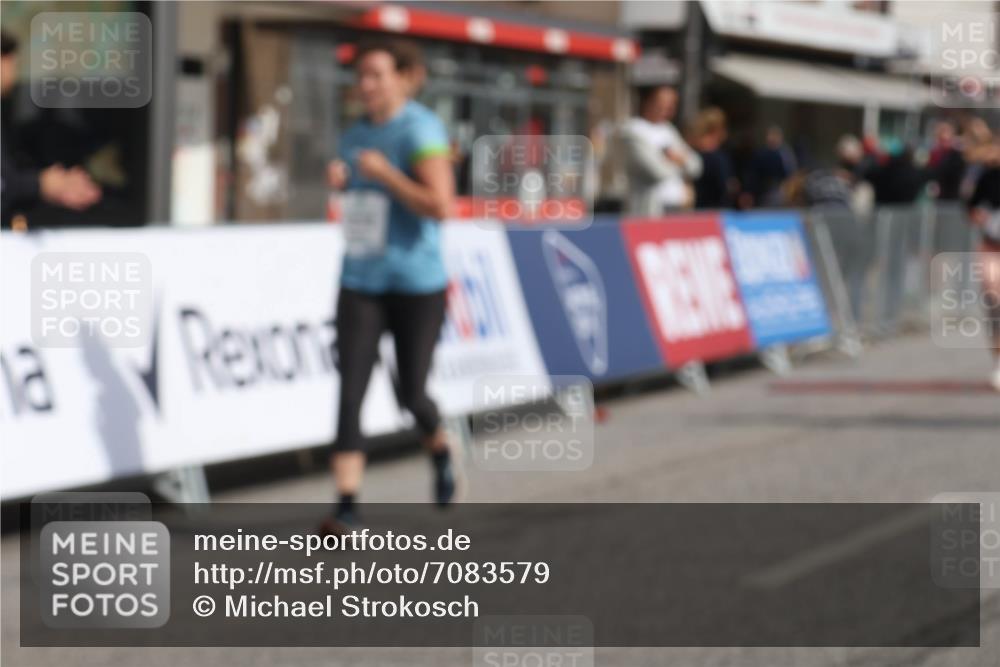 15.09.2024 - PSD Bank Halbmarathon Michael Strokosch http://msf.ph/oto/7083579 15.09.2024 12:29:47 Ziel 1390, 2093, 2291, 2454, 3091, 3270, 3334, 3362 meine-sportfotos.de