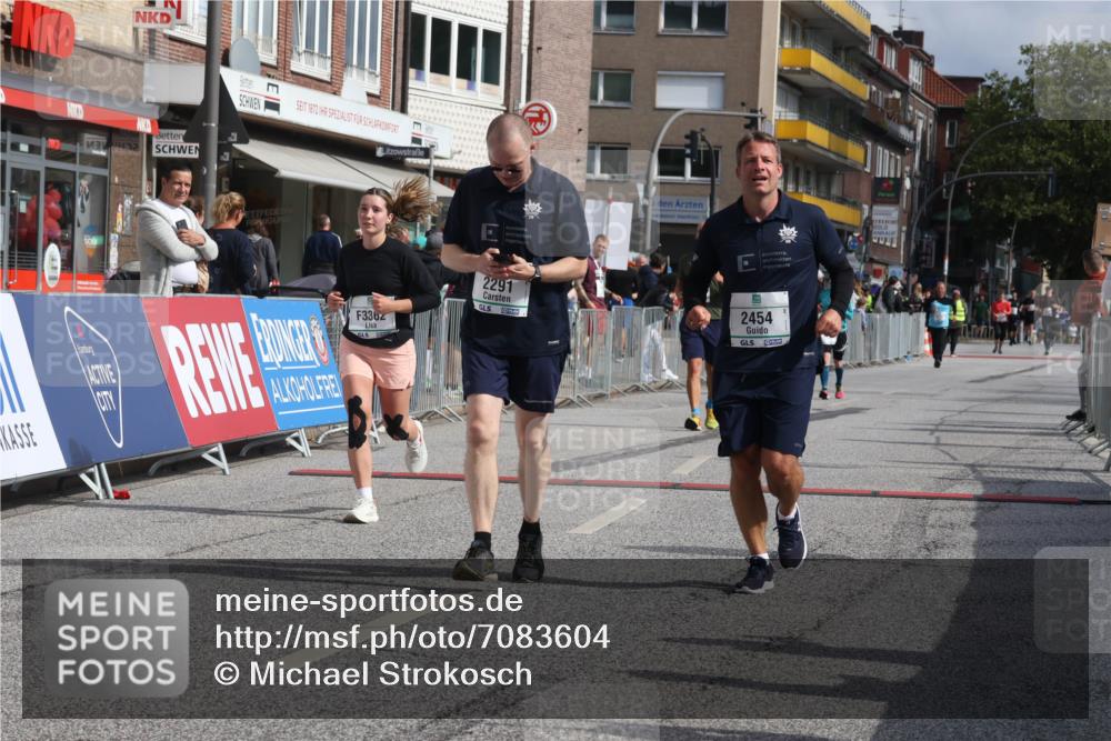 15.09.2024 - PSD Bank Halbmarathon Michael Strokosch http://msf.ph/oto/7083604 15.09.2024 12:29:49 Ziel 1390, 2291, 2454, 3091, 3270, 3334, 3362 meine-sportfotos.de