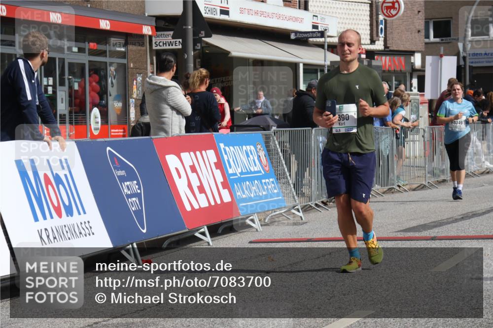 15.09.2024 - PSD Bank Halbmarathon Michael Strokosch http://msf.ph/oto/7083700 15.09.2024 12:29:55 Ziel 1390, 2291, 2454, 2889, 3270, 3349, 3362 meine-sportfotos.de