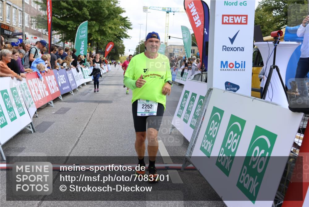 15.09.2024 - PSD Bank Halbmarathon Strokosch-Dieckow http://msf.ph/oto/7083701 15.09.2024 12:26:57 Ziel 2009, 2252, 3128, 3237, 3374, 3489 meine-sportfotos.de