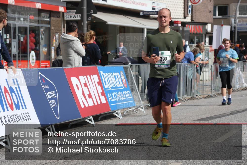 15.09.2024 - PSD Bank Halbmarathon Michael Strokosch http://msf.ph/oto/7083706 15.09.2024 12:29:55 Ziel 1390, 2291, 2454, 2889, 3270, 3349, 3362 meine-sportfotos.de