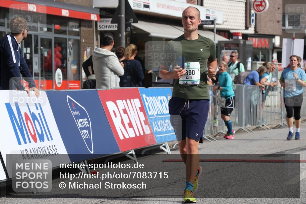 15.09.2024 - PSD Bank Halbmarathon Michael Strokosch http://msf.ph/oto/7083715 15.09.2024 12:29:56 Ziel 1390, 2291, 2454, 2889, 3270, 3349, 3362 meine-sportfotos.de