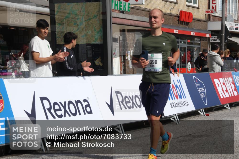 15.09.2024 - PSD Bank Halbmarathon Michael Strokosch http://msf.ph/oto/7083733 15.09.2024 12:29:58 Ziel 1390, 2291, 2454, 2889, 3270, 3349, 3362 meine-sportfotos.de