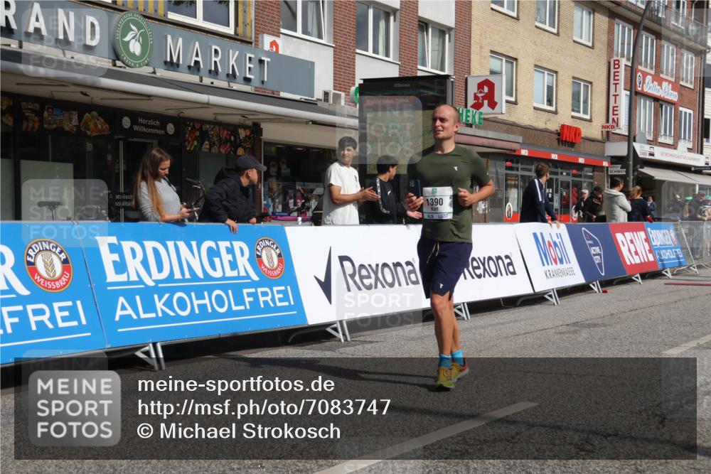 15.09.2024 - PSD Bank Halbmarathon Michael Strokosch http://msf.ph/oto/7083747 15.09.2024 12:29:59 Ziel 1390, 2291, 2454, 2889, 3349, 3362 meine-sportfotos.de