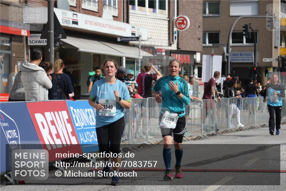 15.09.2024 - PSD Bank Halbmarathon Michael Strokosch http://msf.ph/oto/7083757 15.09.2024 12:30:01 Ziel 1390, 2889, 3349, 3362 meine-sportfotos.de