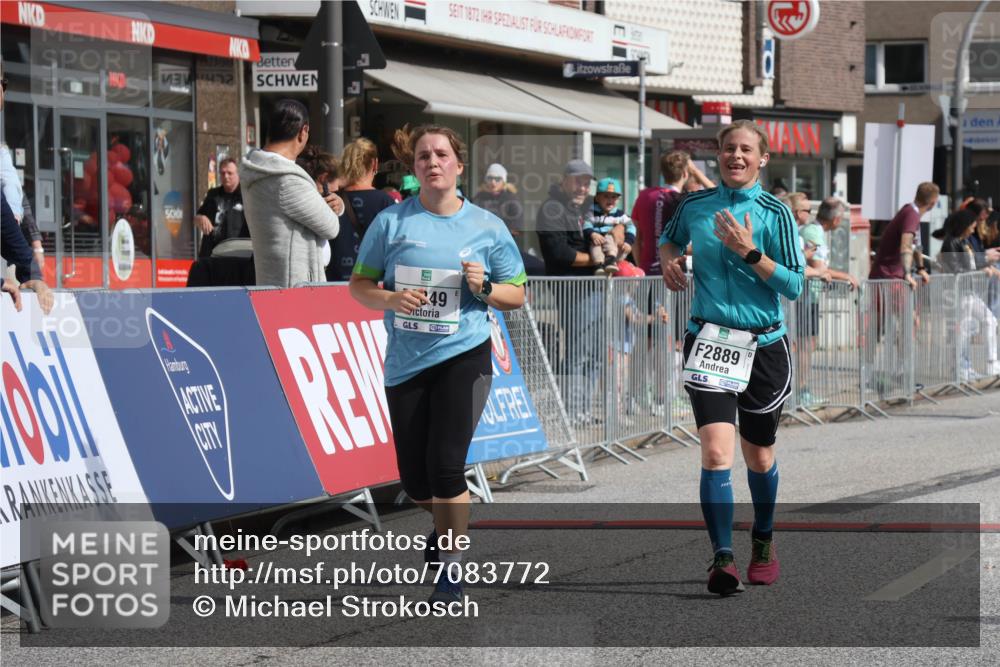 15.09.2024 - PSD Bank Halbmarathon Michael Strokosch http://msf.ph/oto/7083772 15.09.2024 12:30:01 Ziel 1390, 2889, 3349, 3362 meine-sportfotos.de
