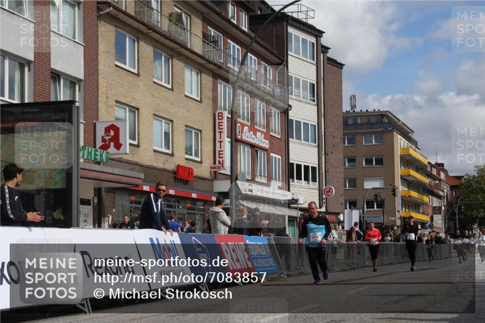 15.09.2024 - PSD Bank Halbmarathon Michael Strokosch http://msf.ph/oto/7083857 15.09.2024 12:30:08 Ziel 2111, 2299, 2889, 3276, 3349 meine-sportfotos.de