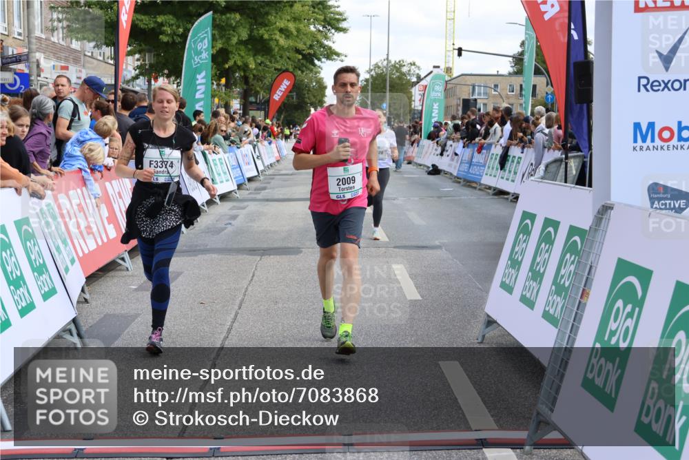 15.09.2024 - PSD Bank Halbmarathon Strokosch-Dieckow http://msf.ph/oto/7083868 15.09.2024 12:27:01 Ziel 2009, 2252, 3128, 3374 meine-sportfotos.de