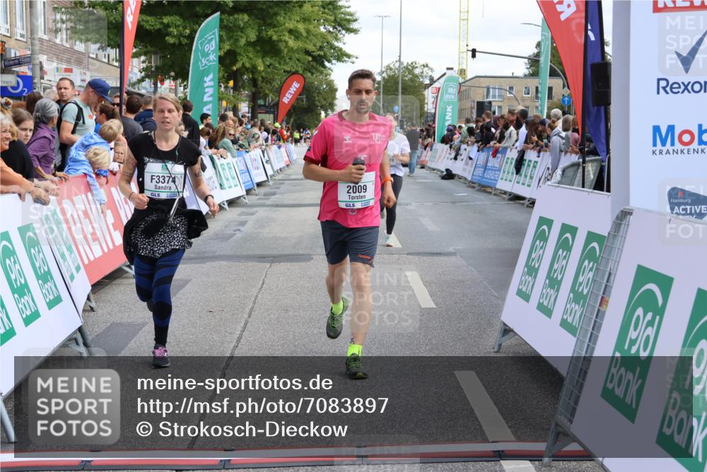15.09.2024 - PSD Bank Halbmarathon Strokosch-Dieckow http://msf.ph/oto/7083897 15.09.2024 12:27:01 Ziel 2009, 2252, 3128, 3374 meine-sportfotos.de