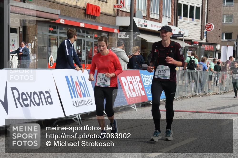15.09.2024 - PSD Bank Halbmarathon Michael Strokosch http://msf.ph/oto/7083902 15.09.2024 12:30:16 Ziel 2111, 2251, 2299, 3206, 3261, 3276 meine-sportfotos.de