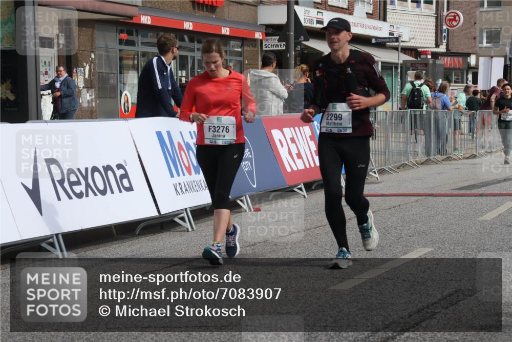 15.09.2024 - PSD Bank Halbmarathon Michael Strokosch http://msf.ph/oto/7083907 15.09.2024 12:30:16 Ziel 2111, 2251, 2299, 3206, 3261, 3276 meine-sportfotos.de