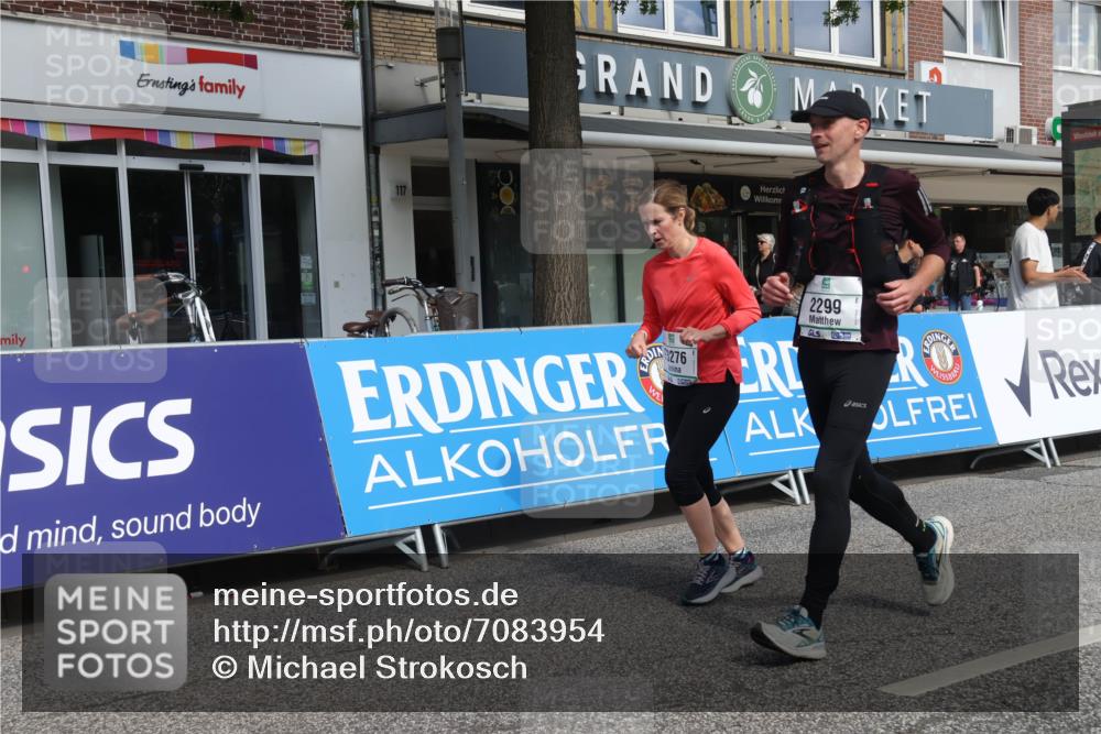 15.09.2024 - PSD Bank Halbmarathon Michael Strokosch http://msf.ph/oto/7083954 15.09.2024 12:30:18 Ziel 2111, 2251, 2299, 2447, 3206, 3261, 3276, 3346 meine-sportfotos.de