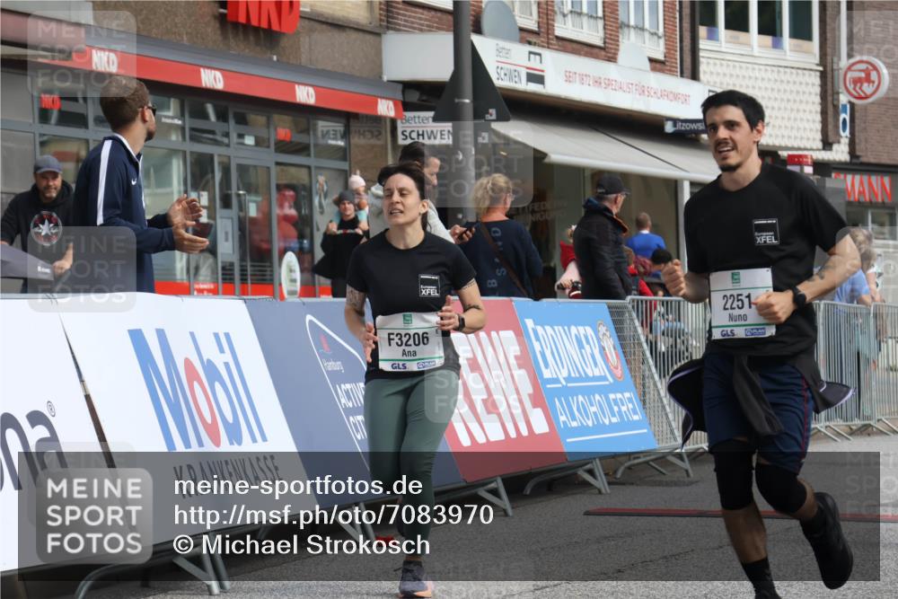 15.09.2024 - PSD Bank Halbmarathon Michael Strokosch http://msf.ph/oto/7083970 15.09.2024 12:30:21 Ziel 2111, 2251, 2299, 2447, 3206, 3261, 3276, 3346 meine-sportfotos.de