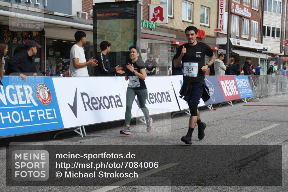15.09.2024 - PSD Bank Halbmarathon Michael Strokosch http://msf.ph/oto/7084006 15.09.2024 12:30:23 Ziel 2251, 2299, 2447, 3206, 3261, 3276, 3346 meine-sportfotos.de
