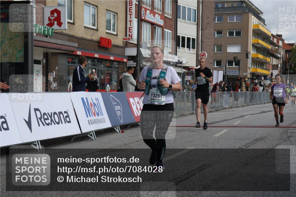 15.09.2024 - PSD Bank Halbmarathon Michael Strokosch http://msf.ph/oto/7084028 15.09.2024 12:30:25 Ziel 2251, 2299, 2447, 3206, 3261, 3276, 3346 meine-sportfotos.de