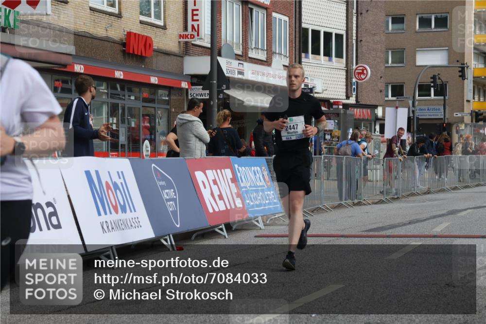 15.09.2024 - PSD Bank Halbmarathon Michael Strokosch http://msf.ph/oto/7084033 15.09.2024 12:30:26 Ziel 2251, 2299, 2447, 3206, 3261, 3276, 3346 meine-sportfotos.de
