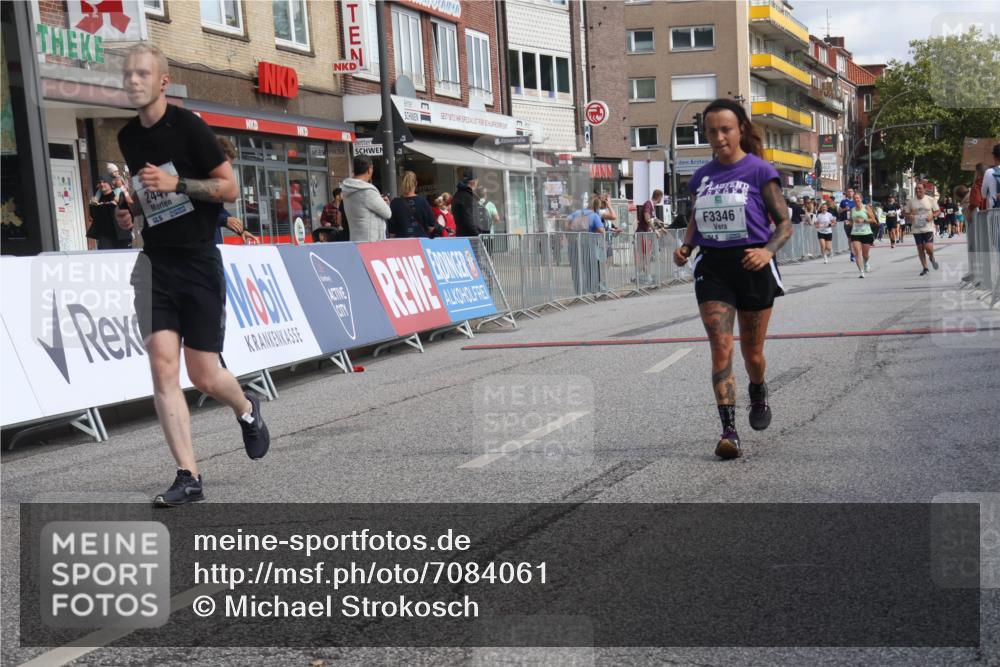 15.09.2024 - PSD Bank Halbmarathon Michael Strokosch http://msf.ph/oto/7084061 15.09.2024 12:30:28 Ziel 2251, 2447, 3206, 3261, 3346 meine-sportfotos.de