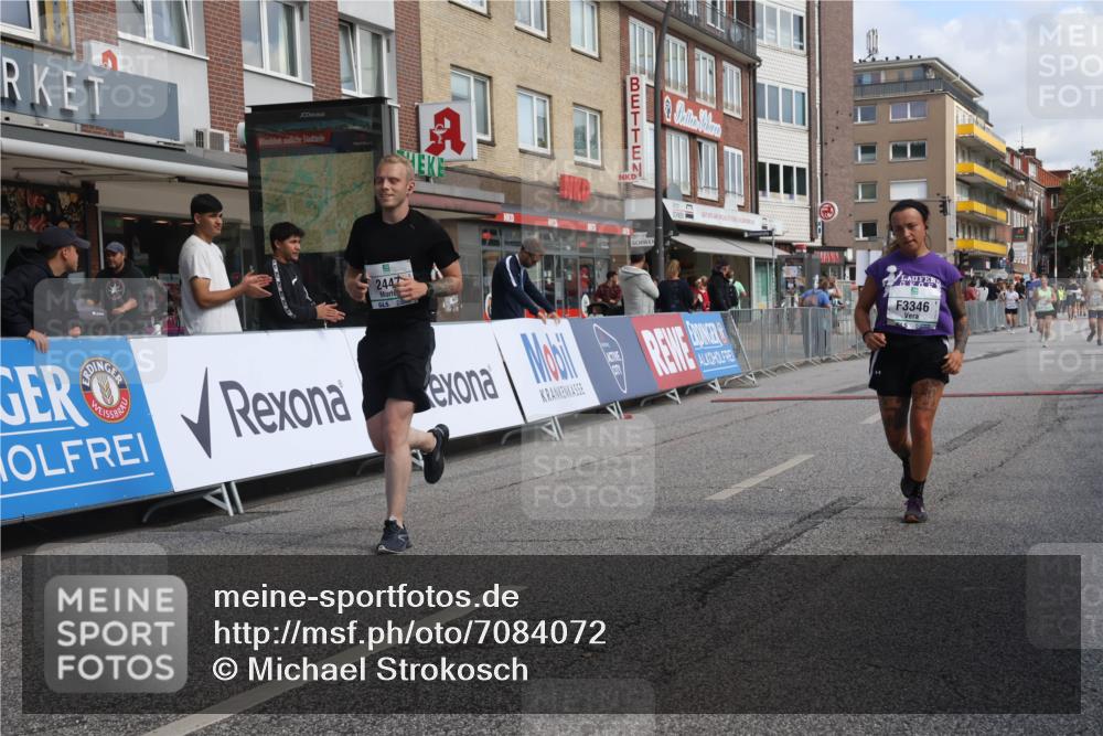 15.09.2024 - PSD Bank Halbmarathon Michael Strokosch http://msf.ph/oto/7084072 15.09.2024 12:30:28 Ziel 2251, 2447, 3206, 3261, 3346 meine-sportfotos.de