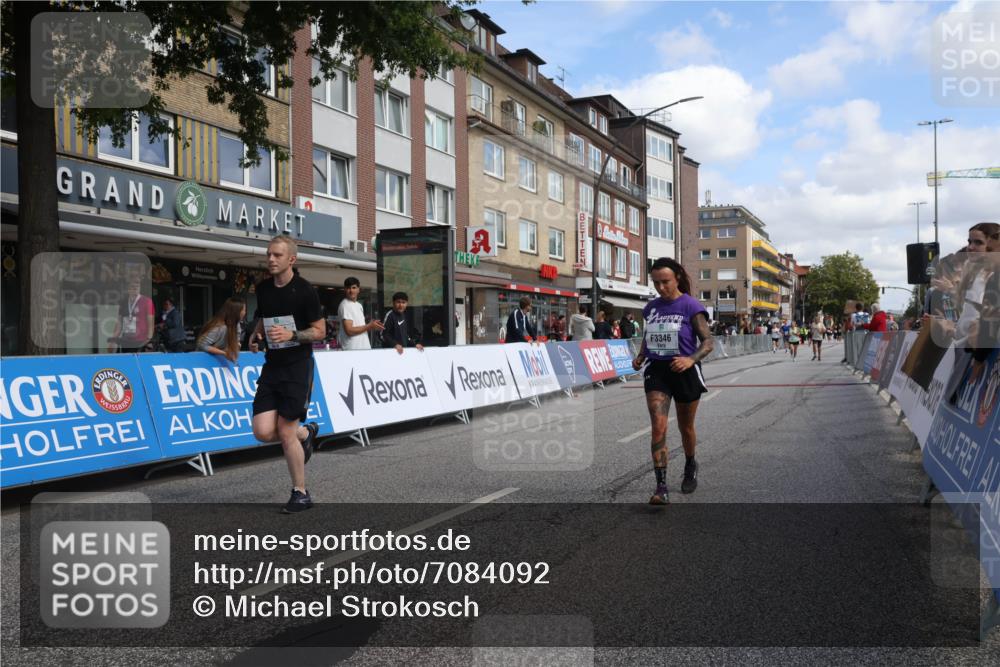 15.09.2024 - PSD Bank Halbmarathon Michael Strokosch http://msf.ph/oto/7084092 15.09.2024 12:30:29 Ziel 2251, 2347, 2447, 3206, 3261, 3346, 3352 meine-sportfotos.de