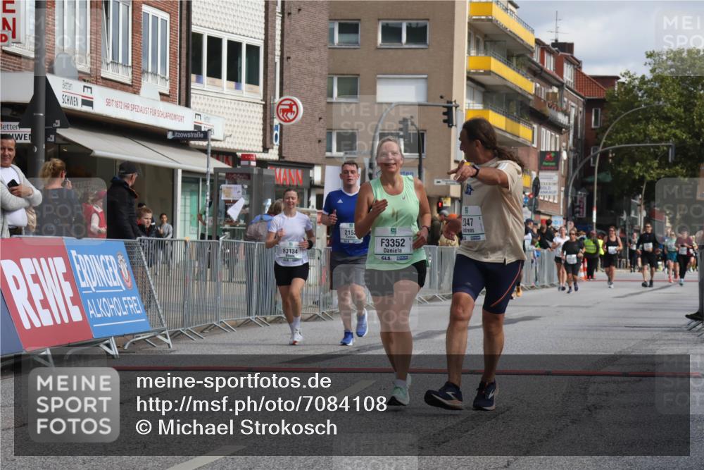 15.09.2024 - PSD Bank Halbmarathon Michael Strokosch http://msf.ph/oto/7084108 15.09.2024 12:30:38 Ziel 2152, 2347, 3134, 3346, 3352 meine-sportfotos.de