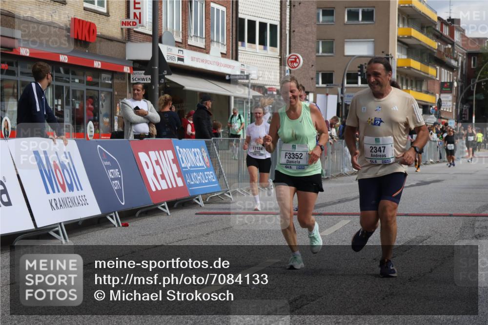 15.09.2024 - PSD Bank Halbmarathon Michael Strokosch http://msf.ph/oto/7084133 15.09.2024 12:30:39 Ziel 2152, 2347, 3134, 3352 meine-sportfotos.de