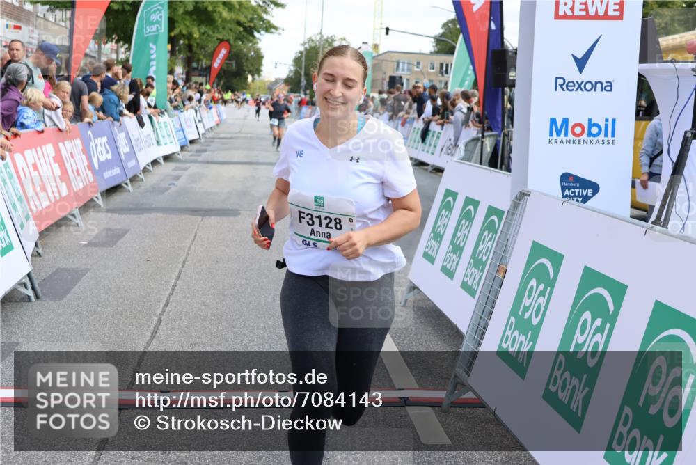 15.09.2024 - PSD Bank Halbmarathon Strokosch-Dieckow http://msf.ph/oto/7084143 15.09.2024 12:27:05 Ziel 2009, 2252, 3128, 3374 meine-sportfotos.de