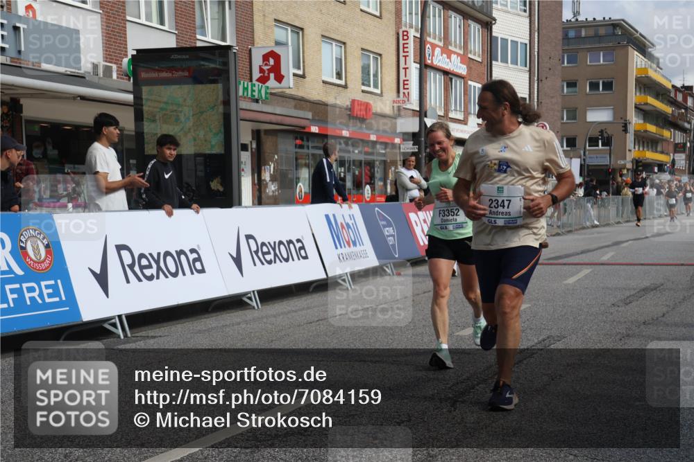 15.09.2024 - PSD Bank Halbmarathon Michael Strokosch http://msf.ph/oto/7084159 15.09.2024 12:30:40 Ziel 2152, 2347, 3134, 3352 meine-sportfotos.de