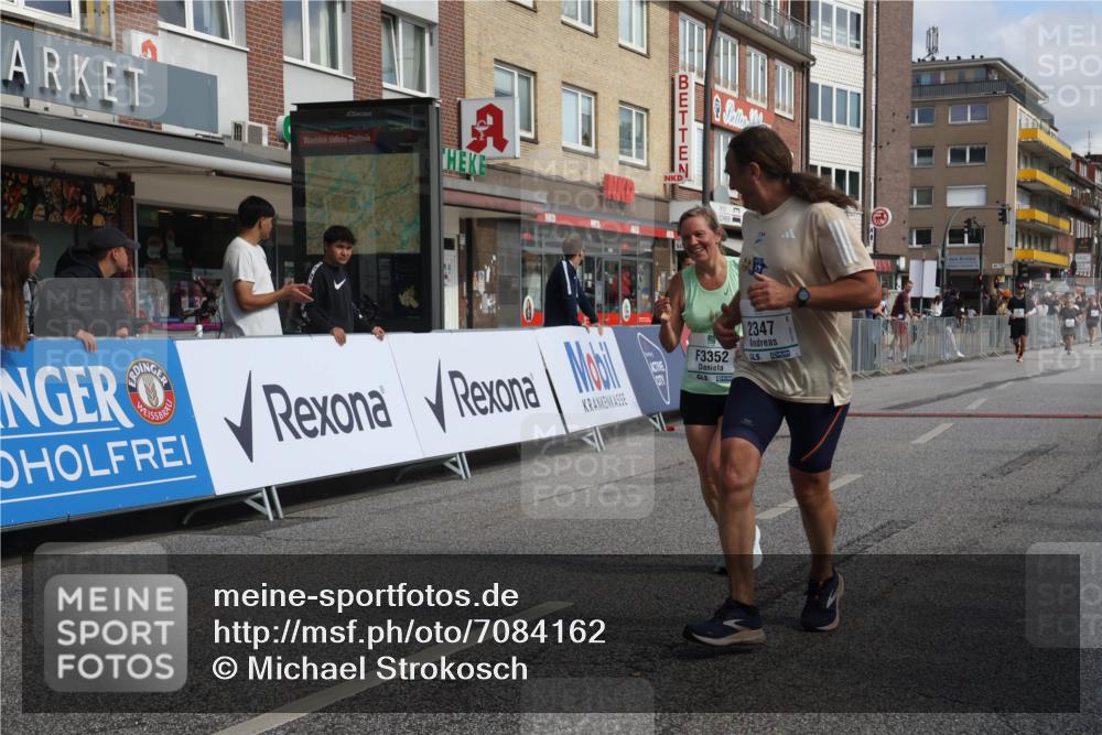 15.09.2024 - PSD Bank Halbmarathon Michael Strokosch http://msf.ph/oto/7084162 15.09.2024 12:30:41 Ziel 2152, 2347, 3134, 3352 meine-sportfotos.de