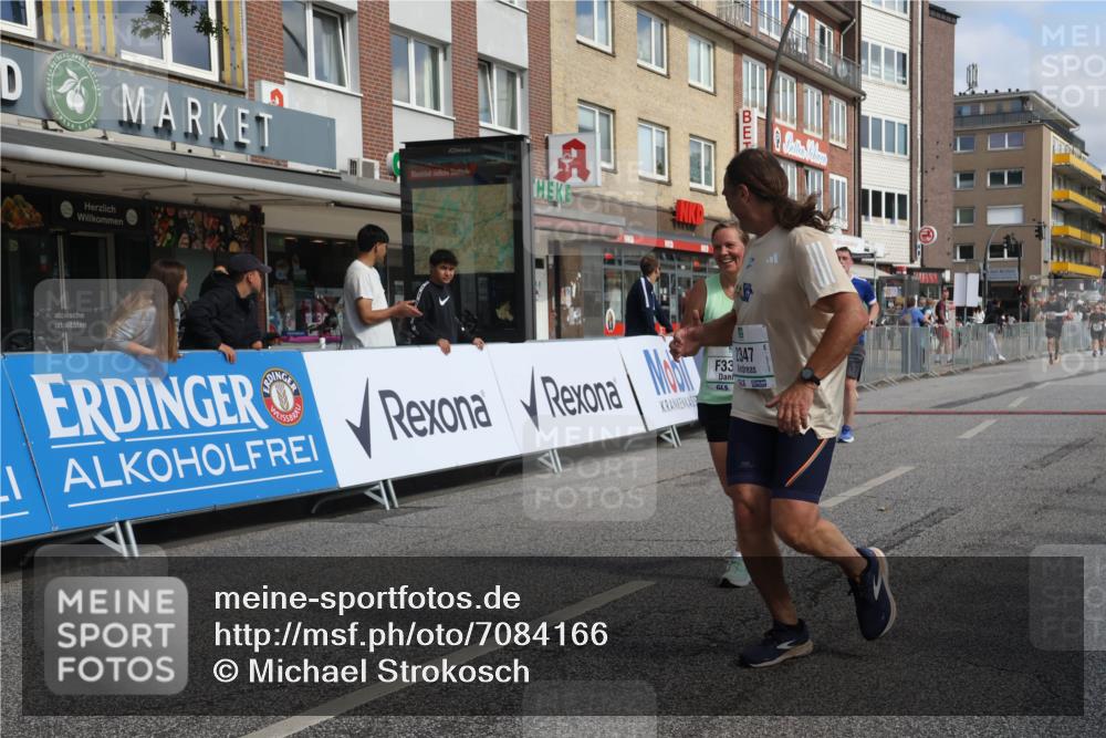 15.09.2024 - PSD Bank Halbmarathon Michael Strokosch http://msf.ph/oto/7084166 15.09.2024 12:30:41 Ziel 2152, 2347, 3134, 3352 meine-sportfotos.de