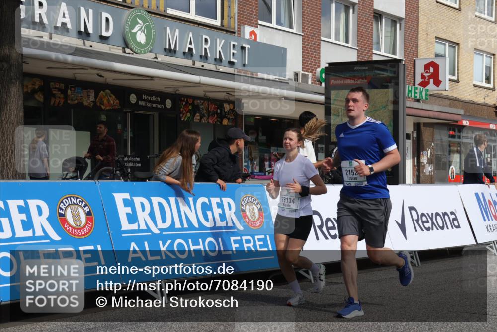 15.09.2024 - PSD Bank Halbmarathon Michael Strokosch http://msf.ph/oto/7084190 15.09.2024 12:30:43 Ziel 2152, 2261, 2347, 3134, 3352 meine-sportfotos.de