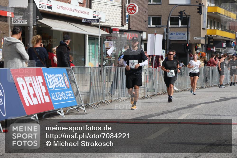 15.09.2024 - PSD Bank Halbmarathon Michael Strokosch http://msf.ph/oto/7084221 15.09.2024 12:30:47 Ziel 2152, 2261, 2347, 3134, 3312, 3352 meine-sportfotos.de