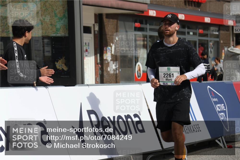 15.09.2024 - PSD Bank Halbmarathon Michael Strokosch http://msf.ph/oto/7084249 15.09.2024 12:30:52 Ziel 2152, 2261, 3134, 3211, 3279, 3312, 3414 meine-sportfotos.de
