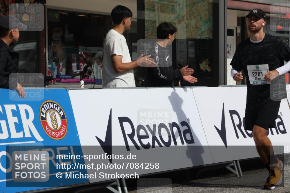 15.09.2024 - PSD Bank Halbmarathon Michael Strokosch http://msf.ph/oto/7084258 15.09.2024 12:30:52 Ziel 2152, 2261, 3134, 3211, 3279, 3312, 3414 meine-sportfotos.de