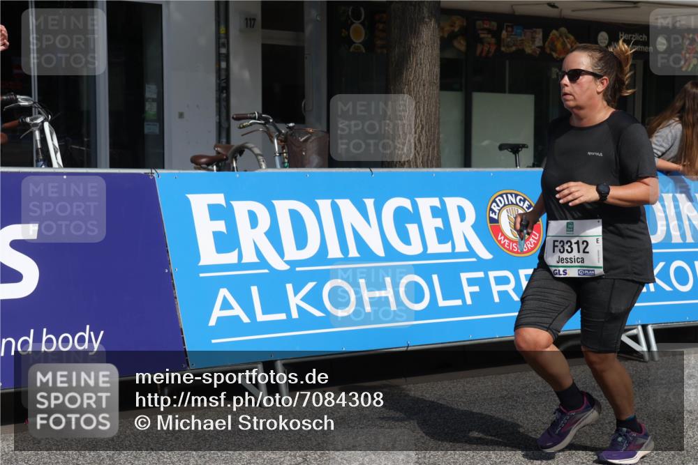 15.09.2024 - PSD Bank Halbmarathon Michael Strokosch http://msf.ph/oto/7084308 15.09.2024 12:30:55 Ziel 2259, 2261, 3211, 3279, 3312, 3414, 3416, 3542 meine-sportfotos.de