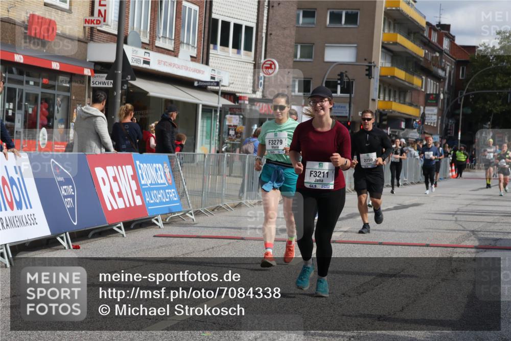 15.09.2024 - PSD Bank Halbmarathon Michael Strokosch http://msf.ph/oto/7084338 15.09.2024 12:30:59 Ziel 2259, 2261, 2858, 3211, 3279, 3312, 3414, 3416, 3542 meine-sportfotos.de