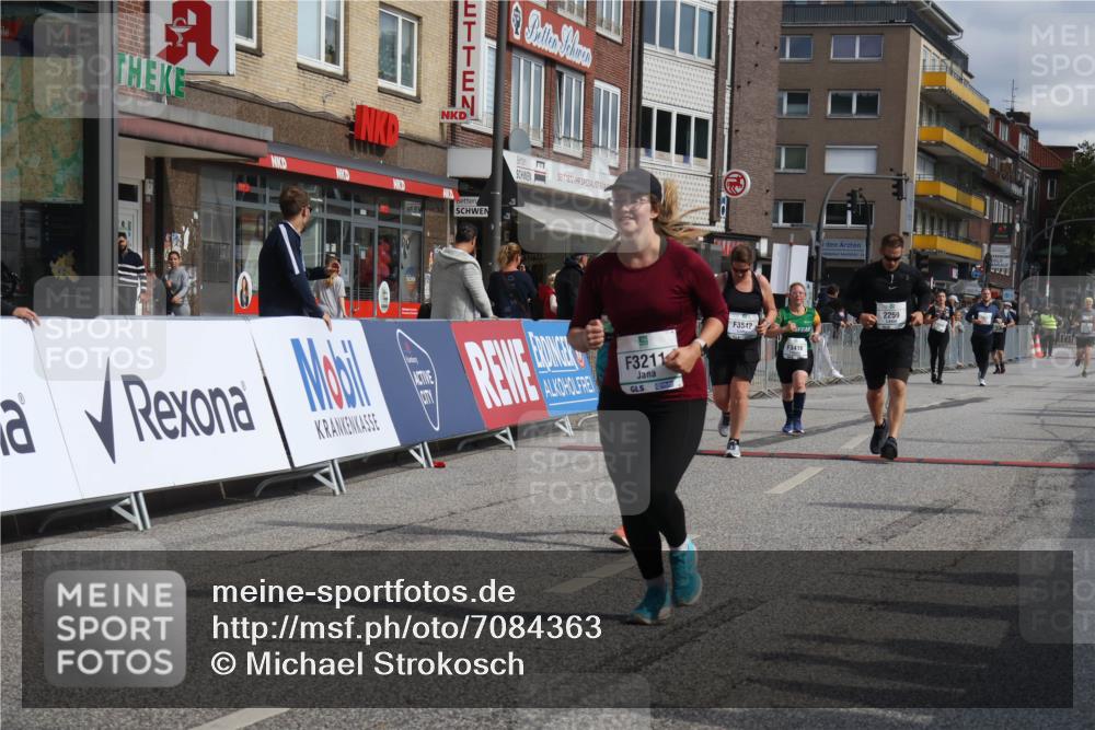 15.09.2024 - PSD Bank Halbmarathon Michael Strokosch http://msf.ph/oto/7084363 15.09.2024 12:31:00 Ziel 2259, 2261, 2858, 3089, 3211, 3279, 3312, 3414, 3416, 3542 meine-sportfotos.de