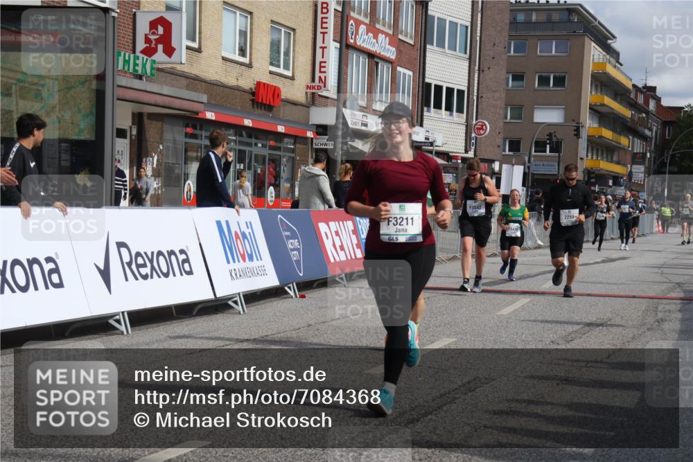 15.09.2024 - PSD Bank Halbmarathon Michael Strokosch http://msf.ph/oto/7084368 15.09.2024 12:31:00 Ziel 2259, 2261, 2858, 3089, 3211, 3279, 3312, 3414, 3416, 3542 meine-sportfotos.de